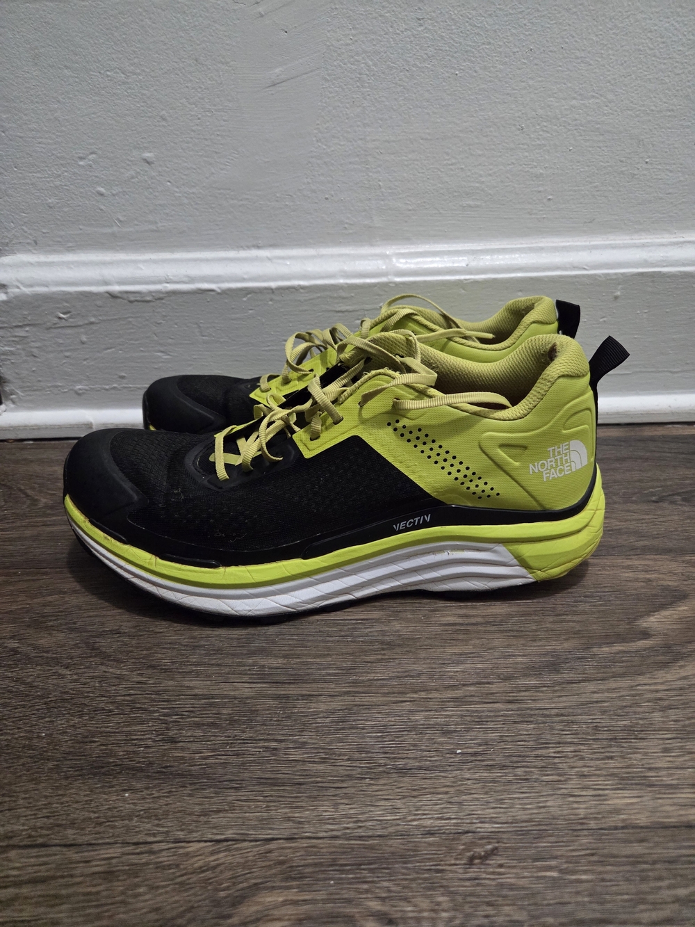 The North Face Size 11 Men’s Black and Yellow Vectiv Running Shoes